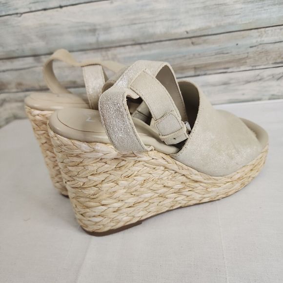 Marc Fisher Ltd Woman's Heels Nelly Size 9 Chamois Sparkle Wedge Heels - Picture 9 of 16